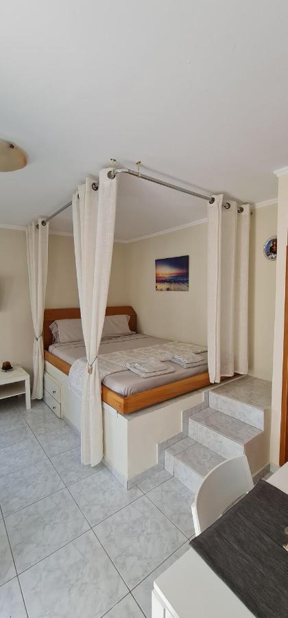 Maria'S Little Apartment Rhodes City エクステリア 写真