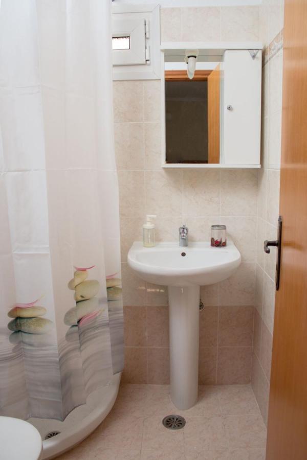 Maria'S Little Apartment Rhodes City エクステリア 写真